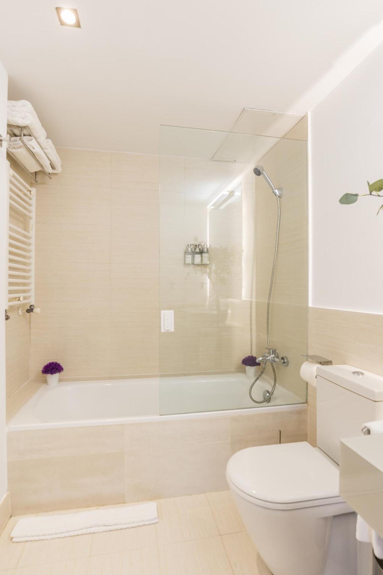 Sol By Skykey Apartment Madrid Exterior photo