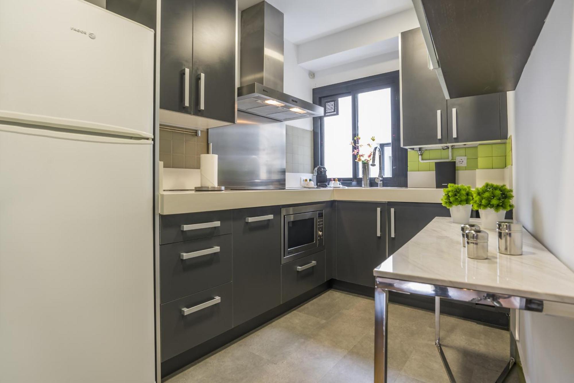 Sol By Skykey Apartment Madrid Exterior photo